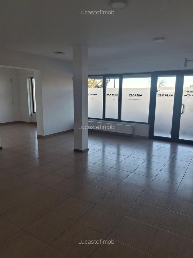 Chitila Colosseum Mall Carrefour stradal - 13