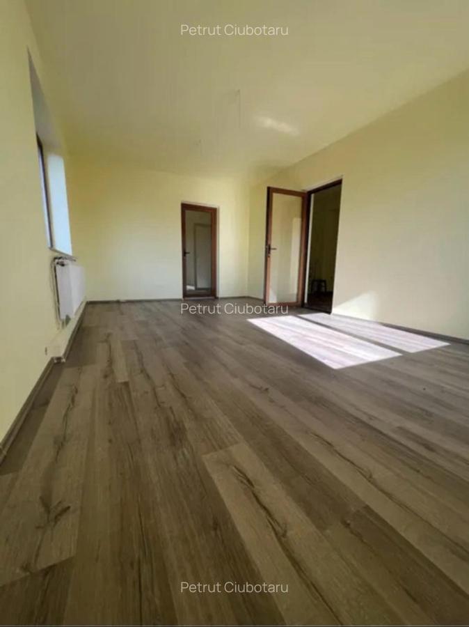 Spatiu/Comercial/Birouri/Cladire de inchiriat - 240 MP - P + 1, Husi, Vaslui - 3