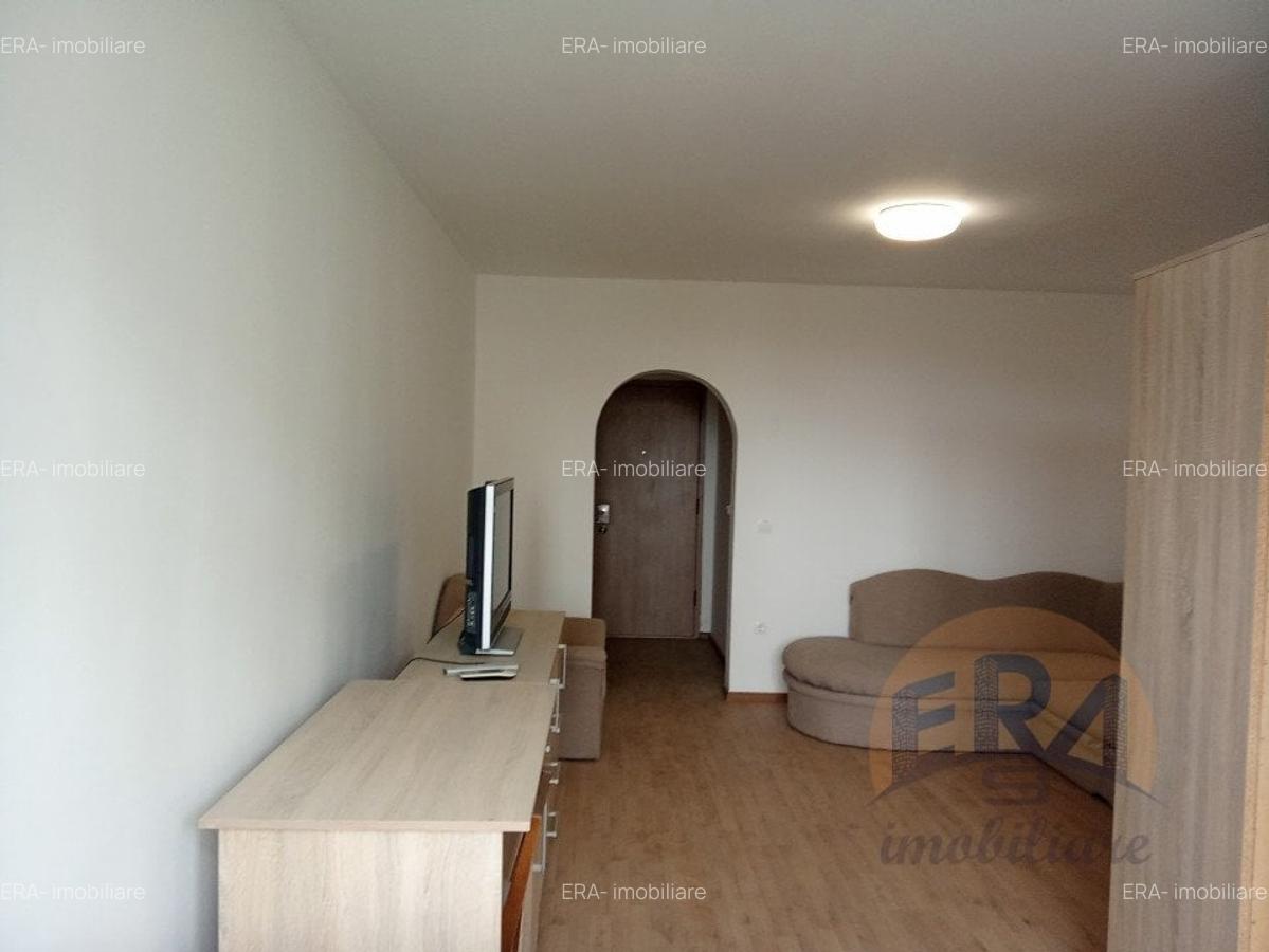 Garsonieră decomandată, mobilată în Rogerius - 1