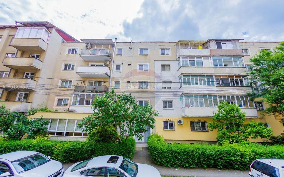DE VANZARE pe Bld. Unirii- apartament cu 3 camere, boxa ?... - 15