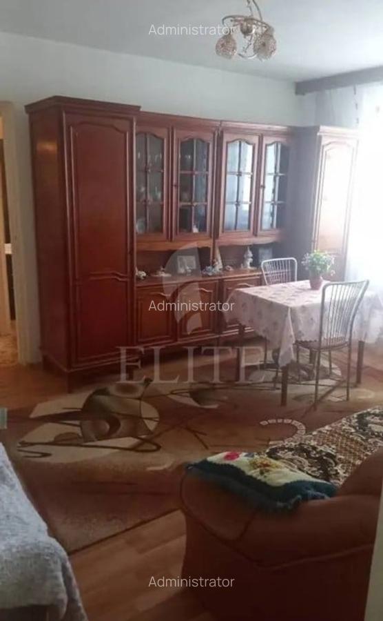 Apartament 3 camere în zona RETEZAT - 7