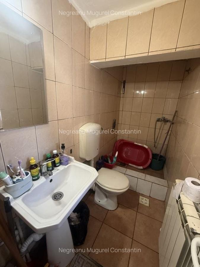 Apartament 2 cam in Vila etaj 1 + pod + curte 34 mp Campina - 9