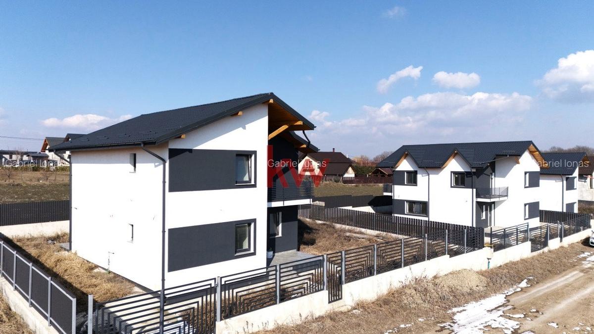 Vila 4 Camere, 2 Bai, Teren 469 mp Breazu, Copou, Padurea Marzesti - 8