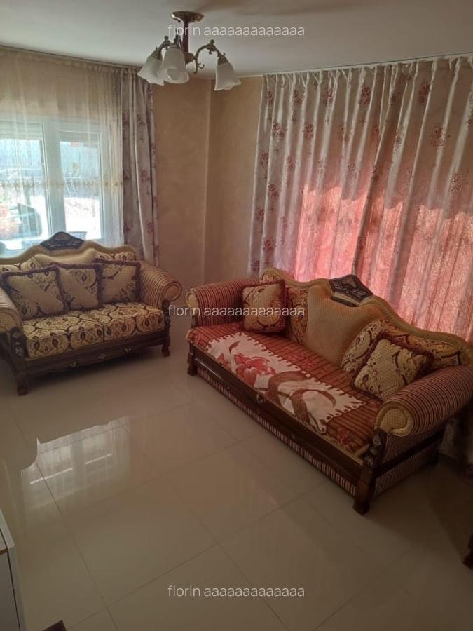 Casă de vânzare 2200 mp2 - 10