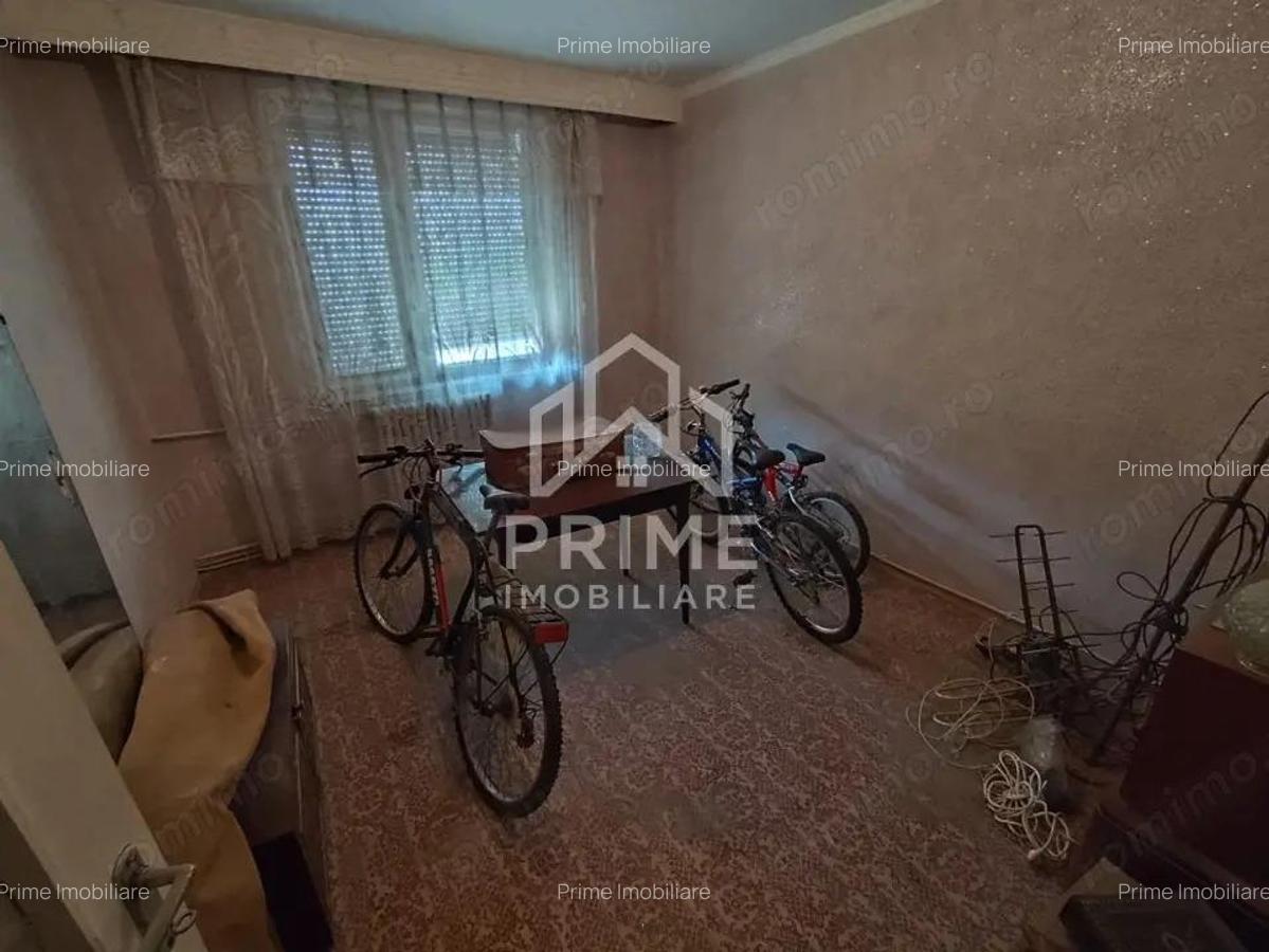 Apartament 3 camere, 69 mp, zona Cugir - 3 Apartament 3 camere, 69 mp, zona Cugir - 3