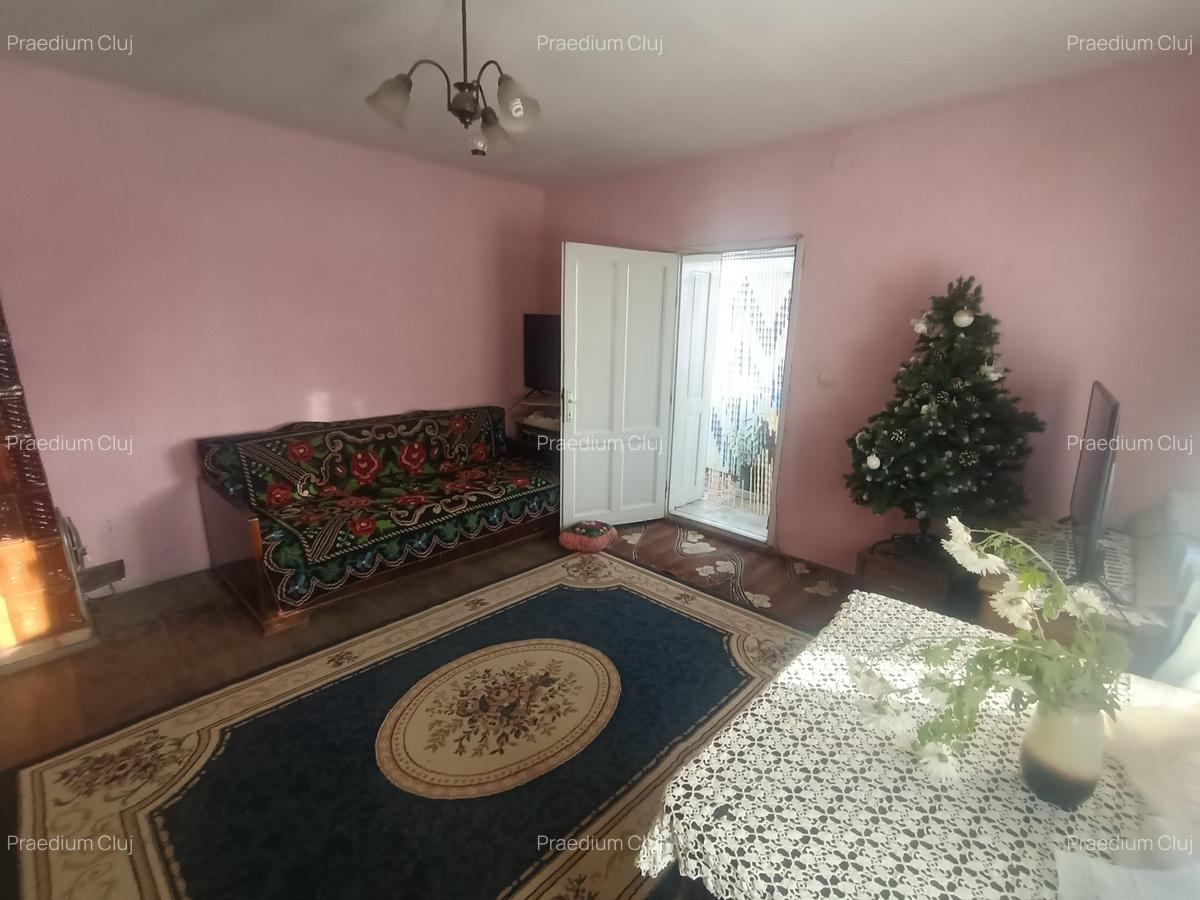 Casa individuală 2 camere in Dezmir, utili 70 mp, teren 662 mp - 1