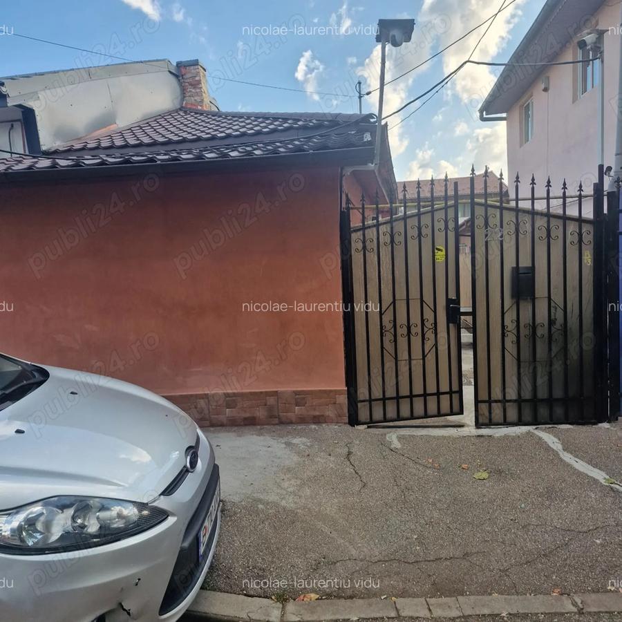 Casa 4 camere de vanzare - 2
