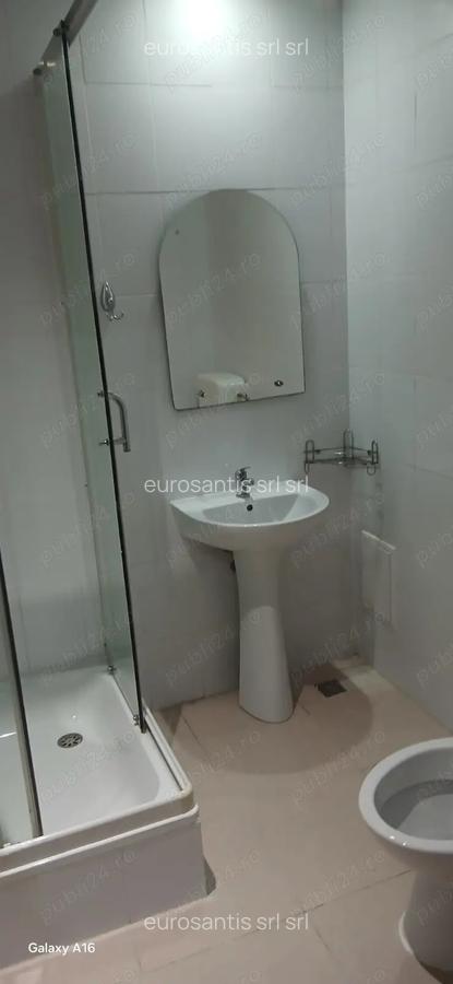 Inchiriez garsoniera langa magazinul Tomis Mall (centru Constanta) - 5 Inchiriez garsoniera langa magazinul Tomis Mall (centru Constanta) - 5