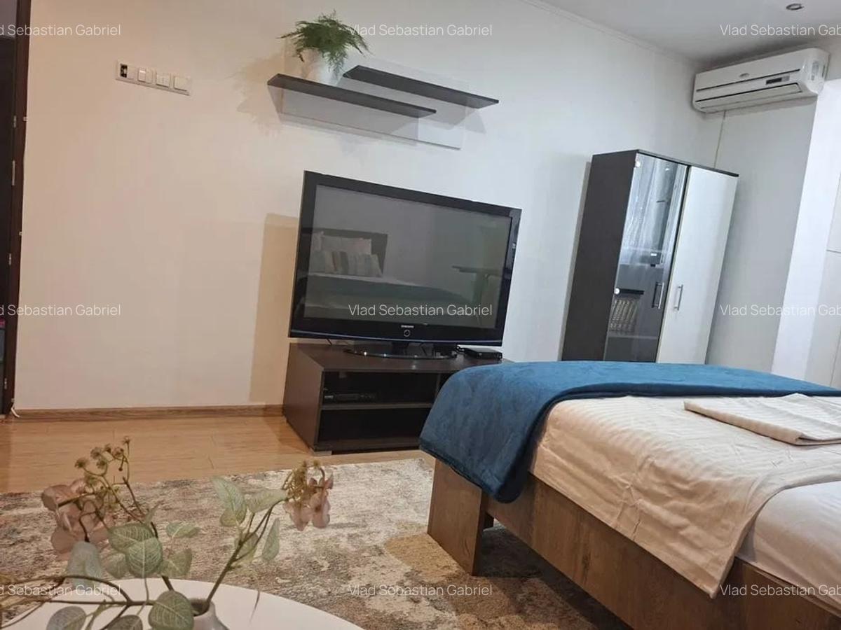 Garsoniera, decomandata, 40mp, A/C, metrou, Vitan - 3