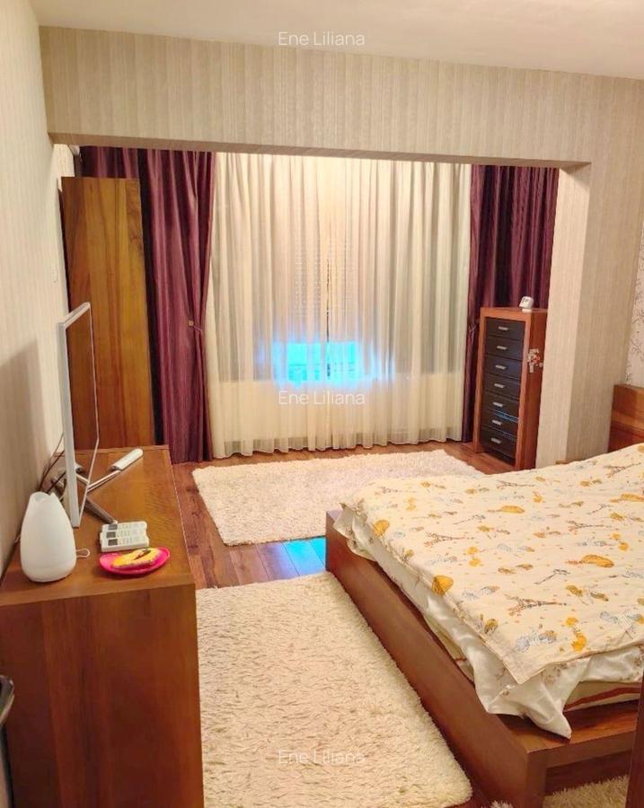 Apartament de vanzare - 4 camere, Strada Tecuci, Bloc Vega - 13