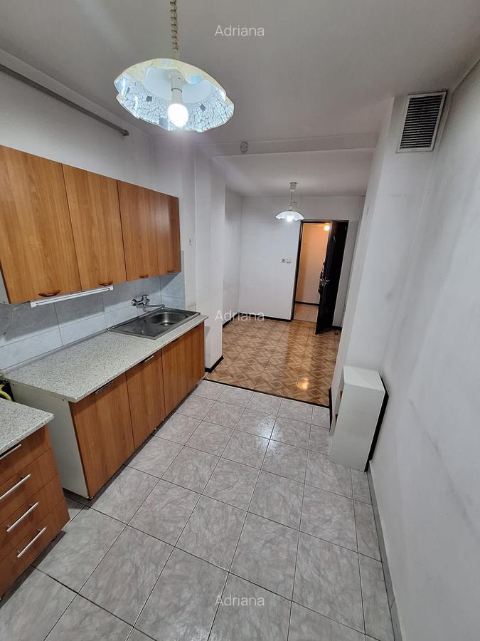 Apartament cu 2 camere decomandat în Circumvalațiunii - 2