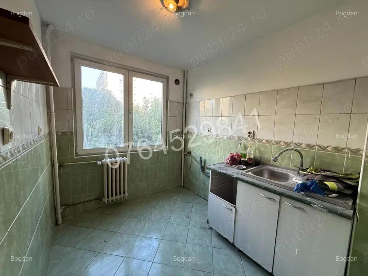 Vand apartament 2 camere,Colentina-Teiul Doamnei,zona sectia 7 politie,Str. Ion Berindei nr.5 - 12