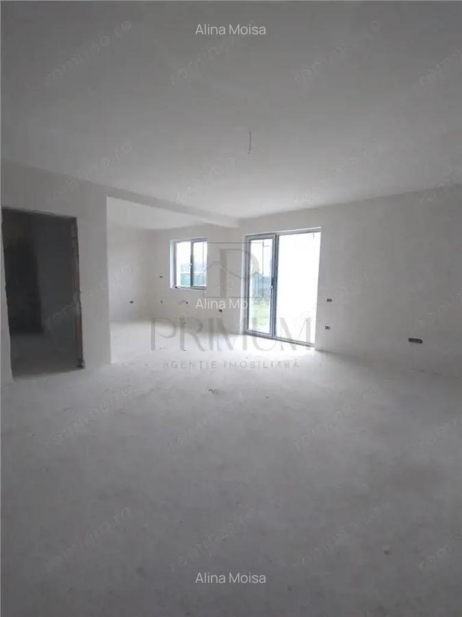 Duplex 4 camere - langa asfalt - personalizare interioara - 3