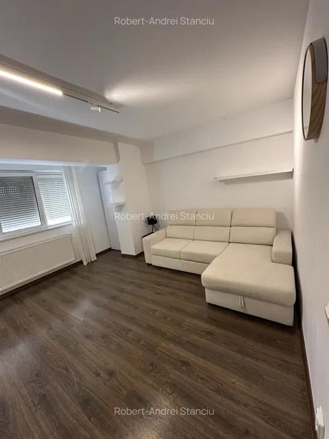 Apartament 3 camere | Bvd Alexandru Obregia | Parcare | Metrou | - 2