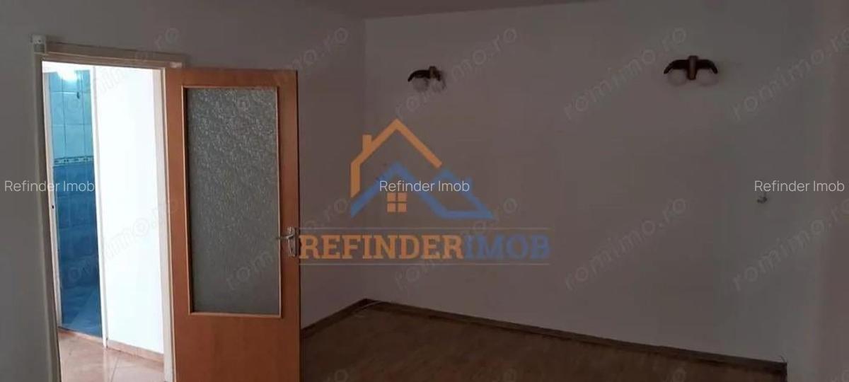 Vanzare apartament 2 camere etaj 2 bloc reabilitat Rahova - Nasaud - 1