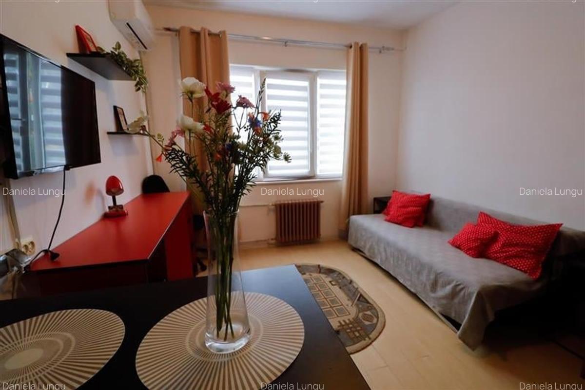 Tur 3D! Mica rezidenta,luminoasa,mobilata, accesorizata,loc parcare,Tractorul, B - 1