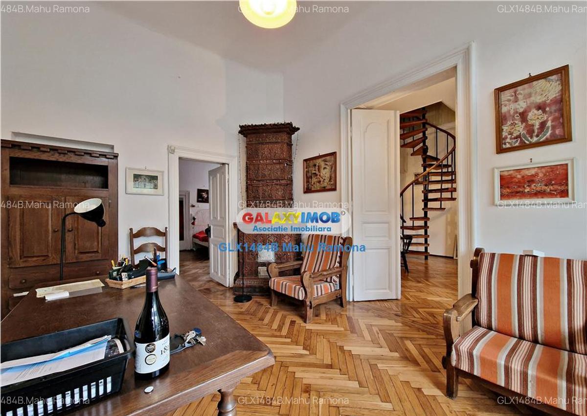 Casa veche renovata, parter mansarda, curte proprie, Foisoru - 1