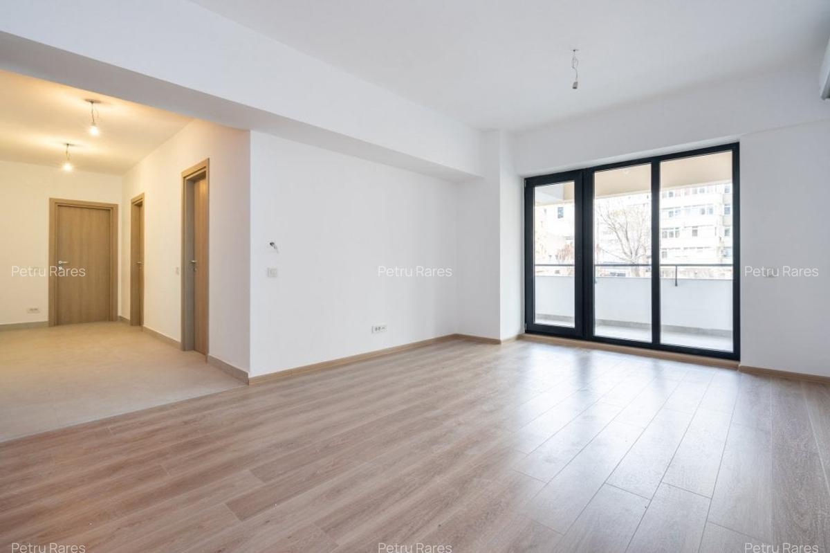 Apartament cu 4 camere decomandat în Victoriei - 17