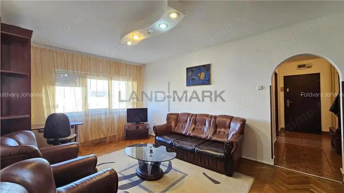 DE INCHIRIAT APARTAMENT 3 CAMERE ET 1, STR N.TITULESCU malul Begai - 1