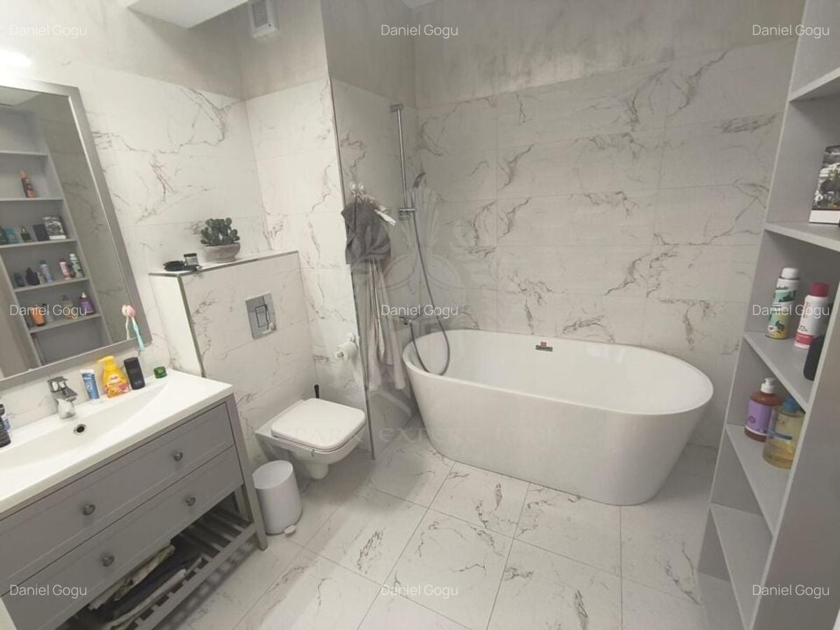 APARTAMENT 3 CAMERE// ZONA 9 MAI - 17