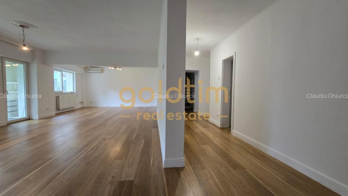 Apartament cu 3 camere decomandat în Herăstrău - 3