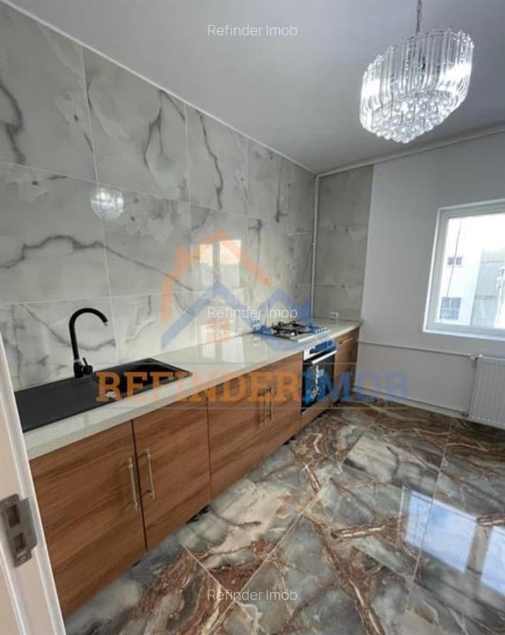 Vanzare apartament 2 camere  Calea 13 Septembrie, Sebastian - 1