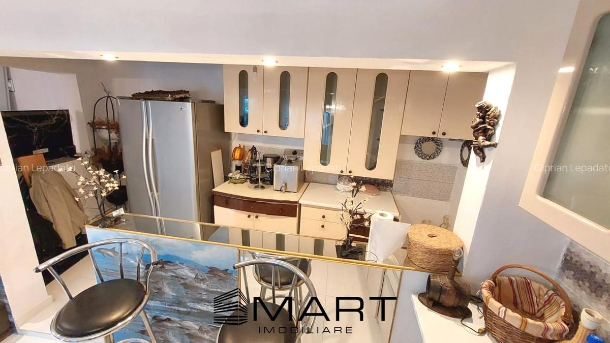 Casa spatioasa si curte zona Terezian - 9