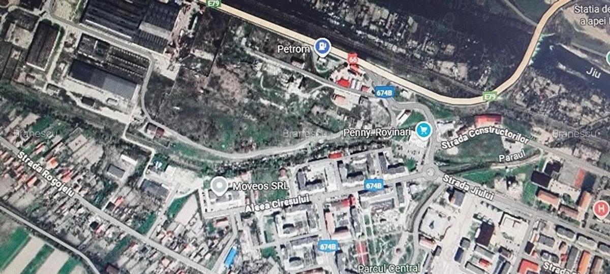 Vand 5300 mp teren de construit in Rovinari, pretabil comert, srvicii, locuinte... - 3