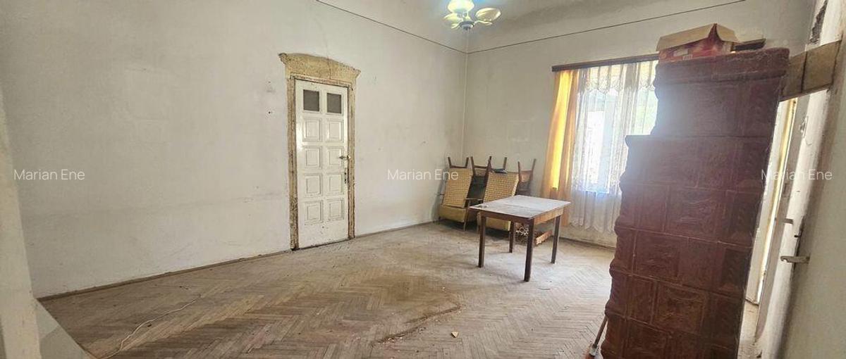 Casa de vanzare Zona Centru, Strada Garii 85.000 - 7
