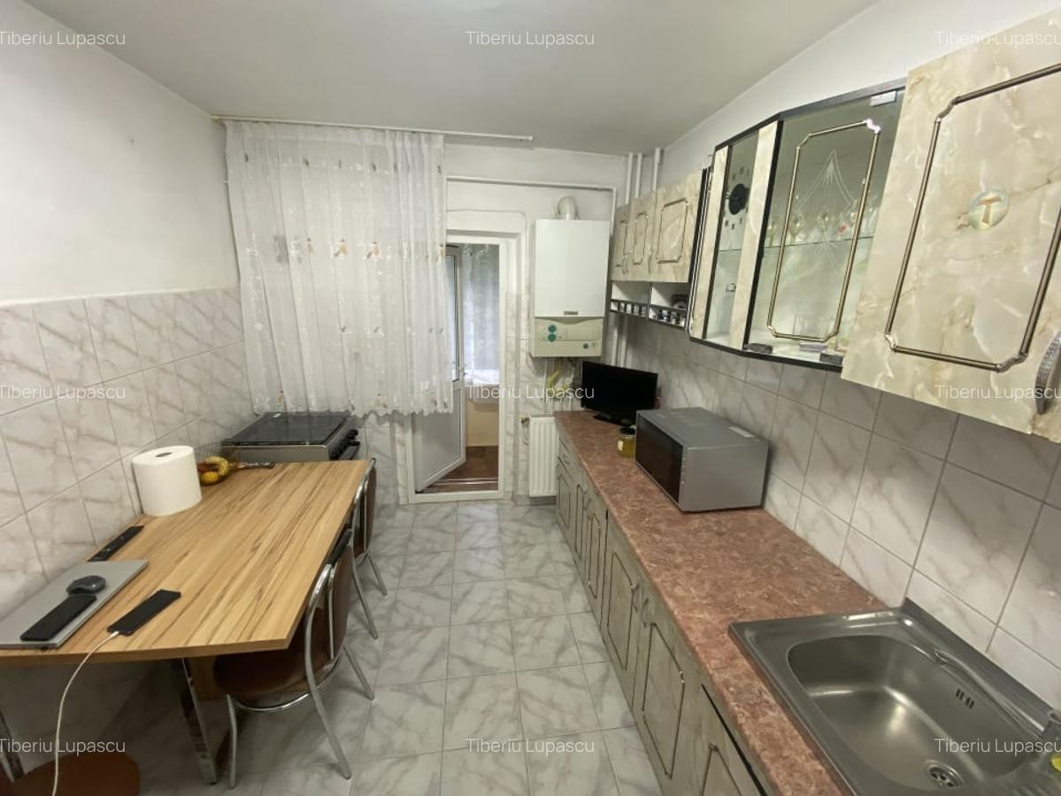 Apartament 2 camere, Ura - 5