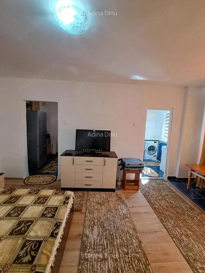 Vand Garsoniera Motru - 2