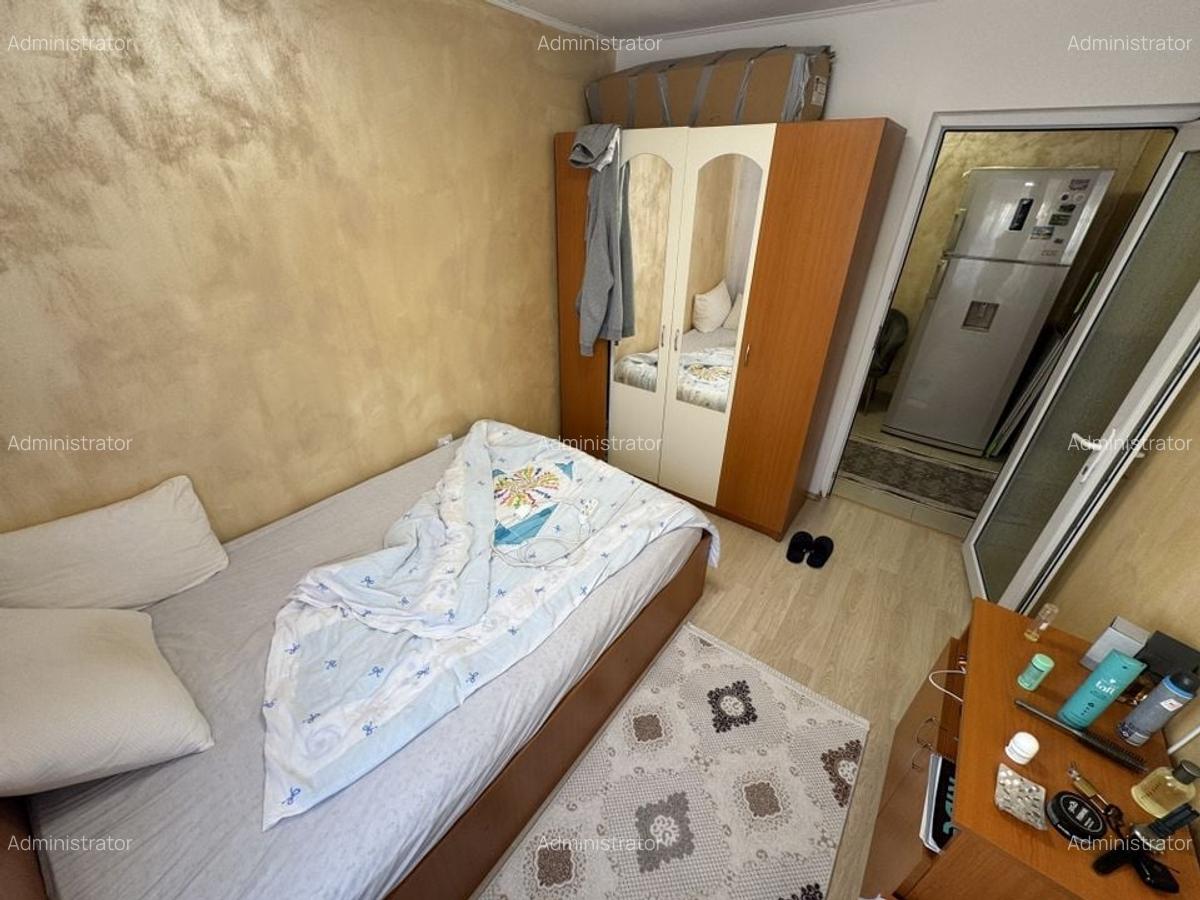 Apartament 3 camere zona Casa de Cultura - 4