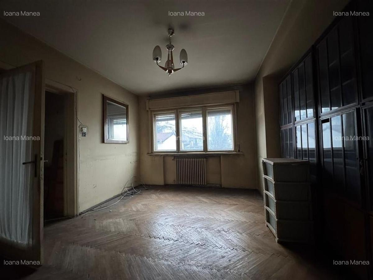 Vanzare apartament 3 camere | Victoriei | etaj 3/6 | interbelic, fara risc seism - 1
