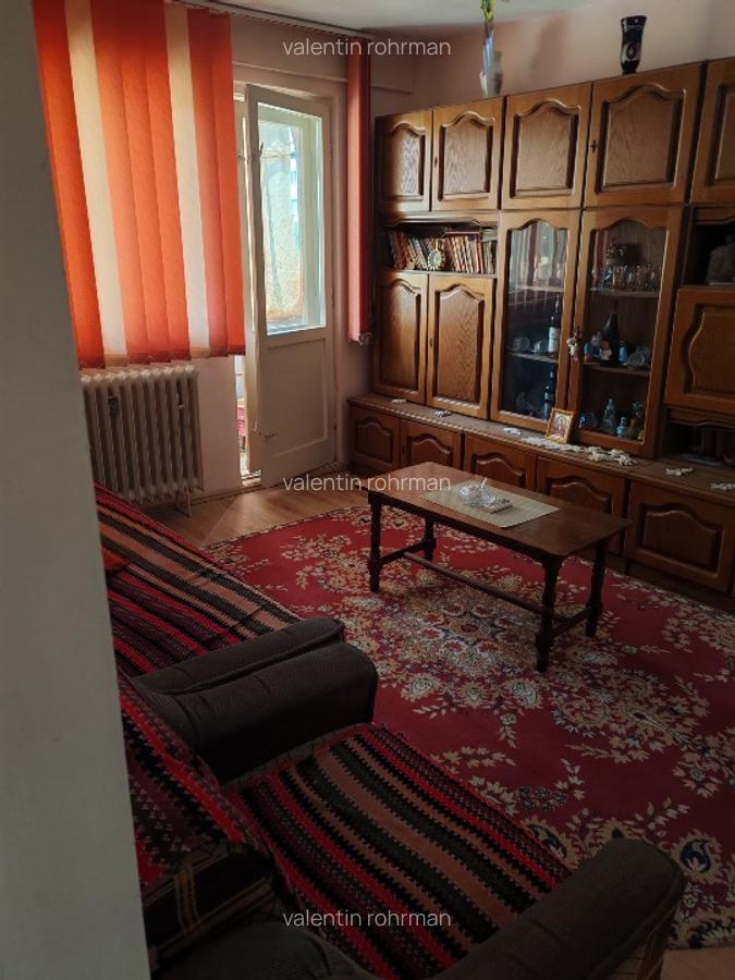 Vând apartament 2 camere semidecomandat 4/4  Tomis Nord Constanta  73000 euro - 3