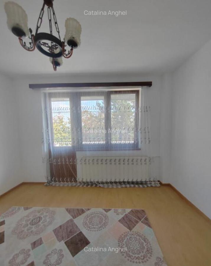 Apartament 3 camere, etajul 3/9, zona Nord- Spitalul Judetea - 9