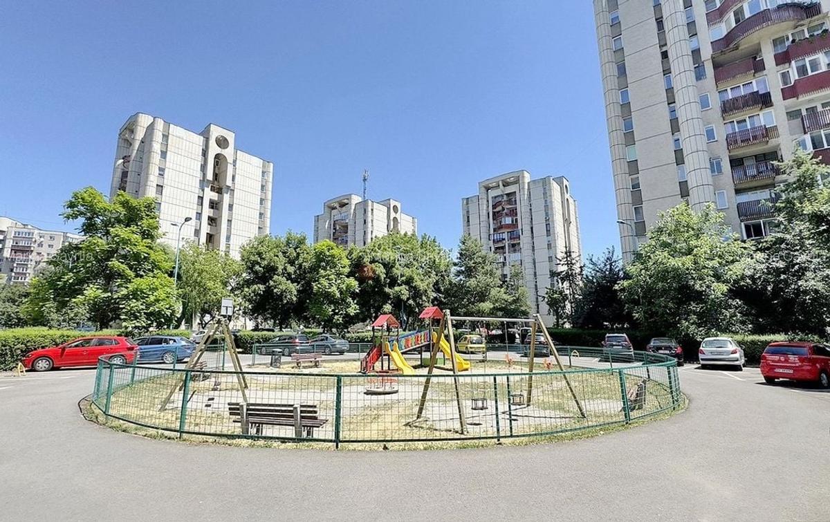 Zona Onix | Blocurile "cu stalp" - 1