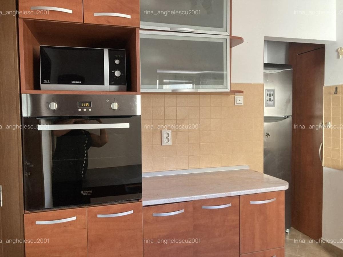 Proprietar, Clucerului/Kiseleleff, 3 camere  decomandate, baie plus grup sanitar - 3 Proprietar, Clucerului/Kiseleleff, 3 camere  decomandate, baie plus grup sanitar - 3