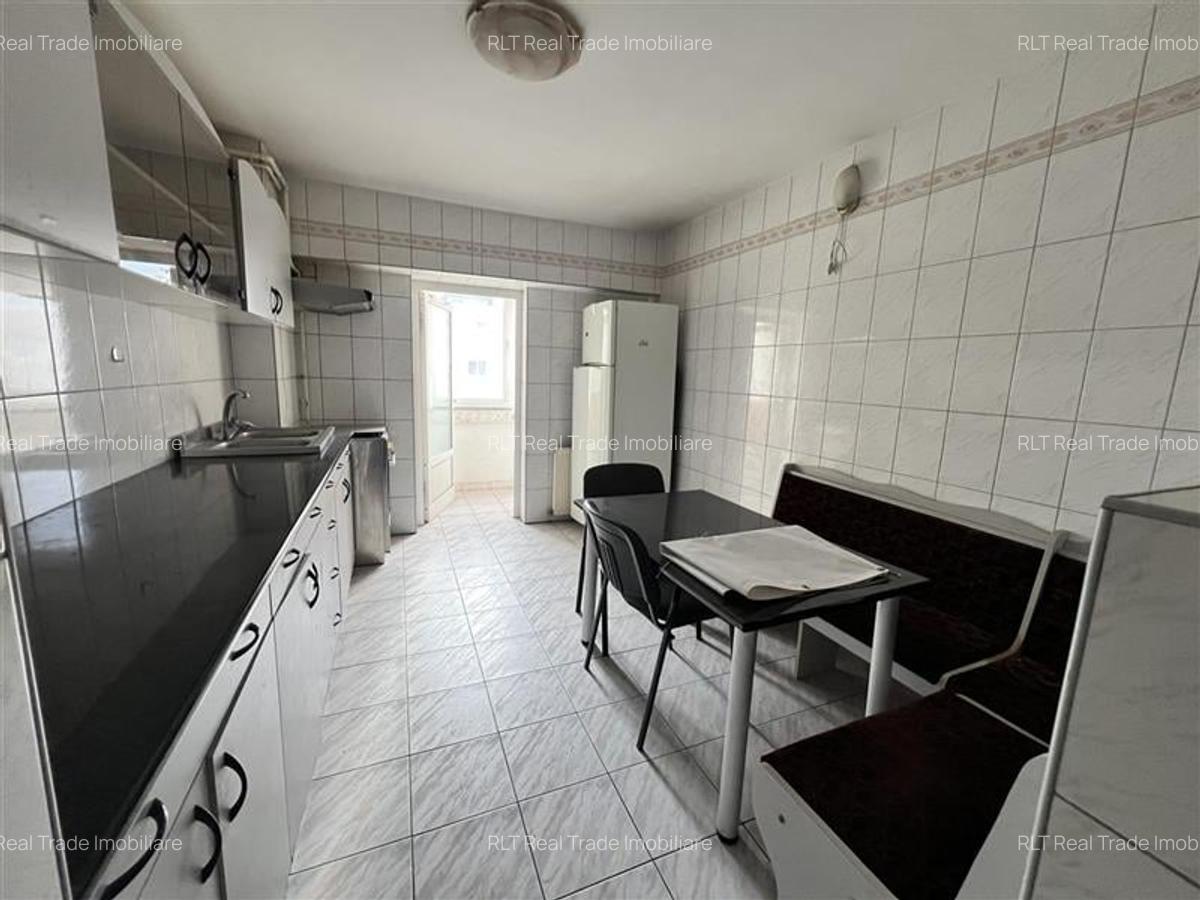 Apartament 3 camere, 2 bai , intrare Racadau - 9