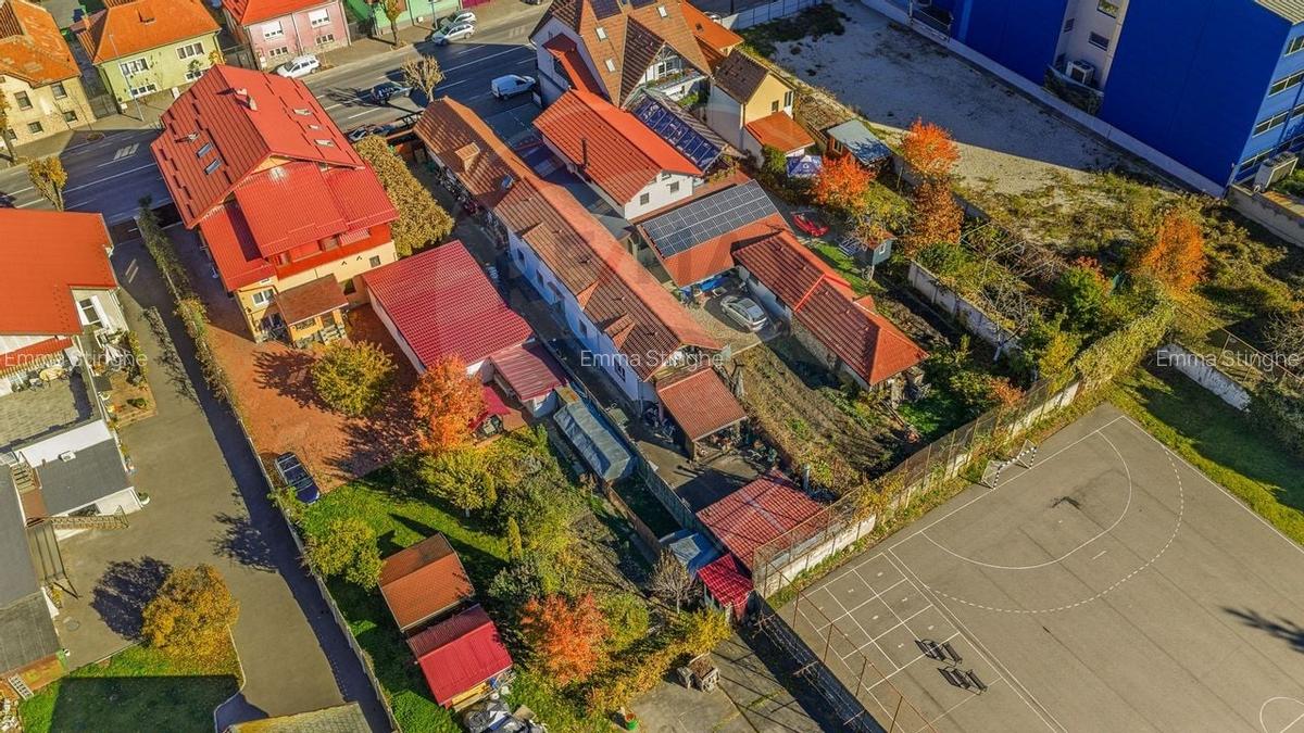 Proprietate mixta cu spatiu comercial si locuinta Strada Aurel Vlaicu - 57