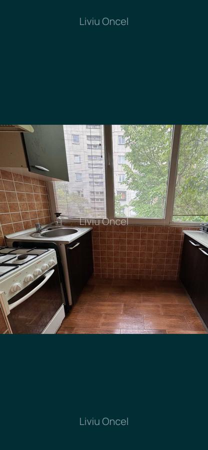 Apartament cu 2 camere decomandat în Crângași - 1