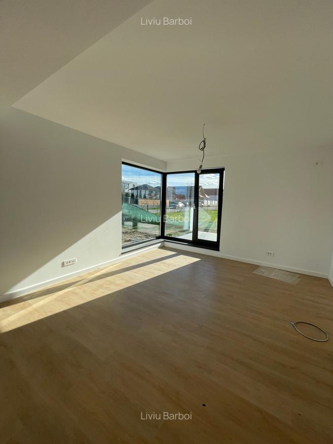 Casa tip duplex - 10