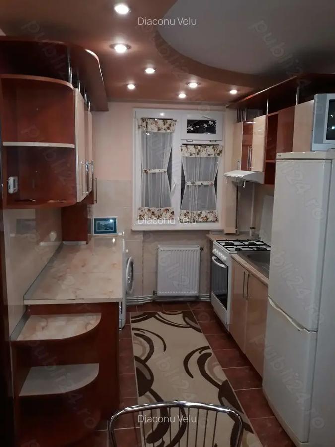 Inchiriez apartament 2 camere Precista - 2
