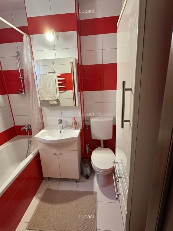 Vând Apartament 3 camere zona Rogerius - 8