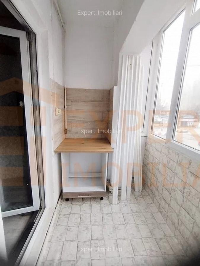 Apartament 3 camere situat in zona CET - 4