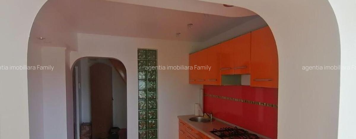 Apartament cu 4 camere decomandate - Zona Obcini - 3