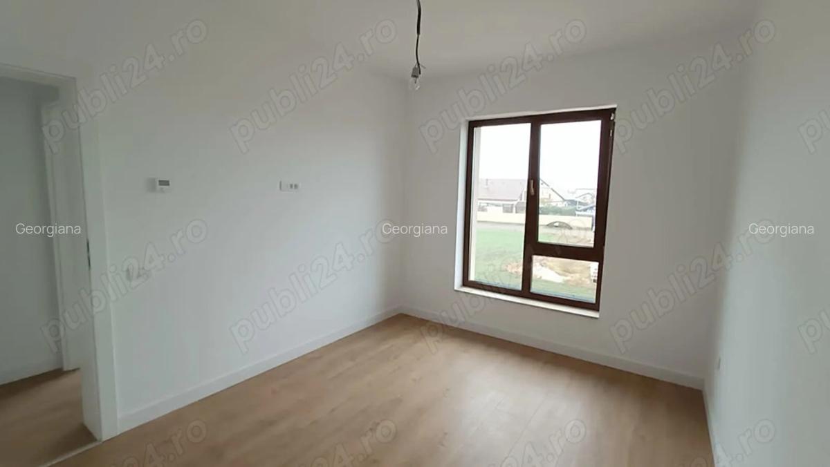 Proprietar vand Duplex in Dumbravi?a 5 camere - 4