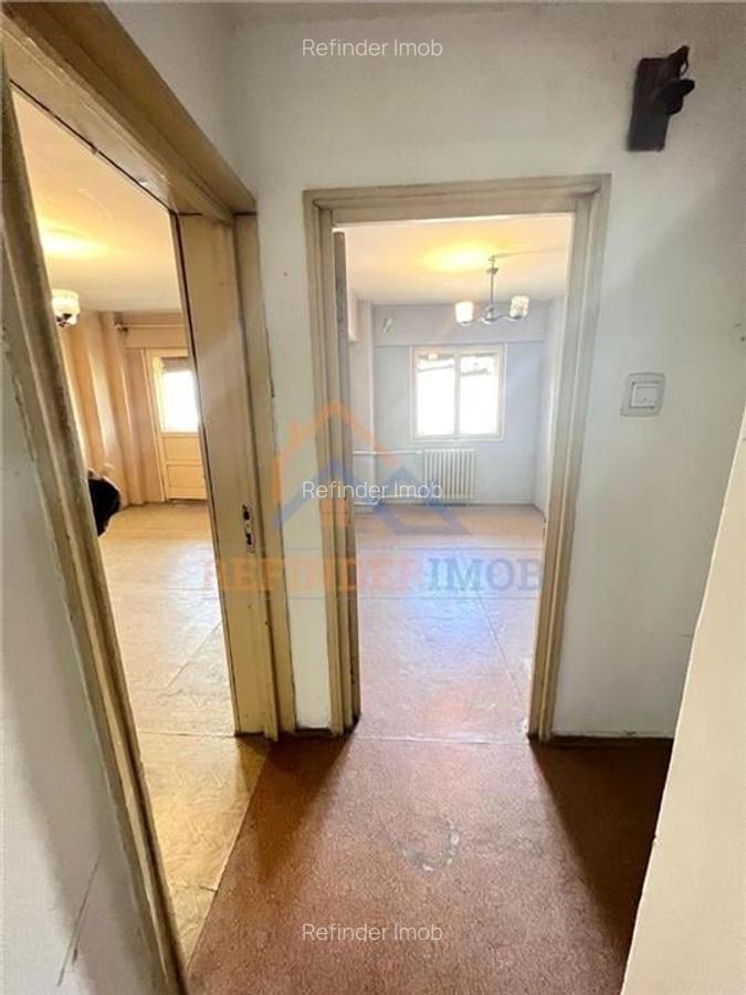 Apartament cu 3 camere decomandat în Drumul Taberei - 10