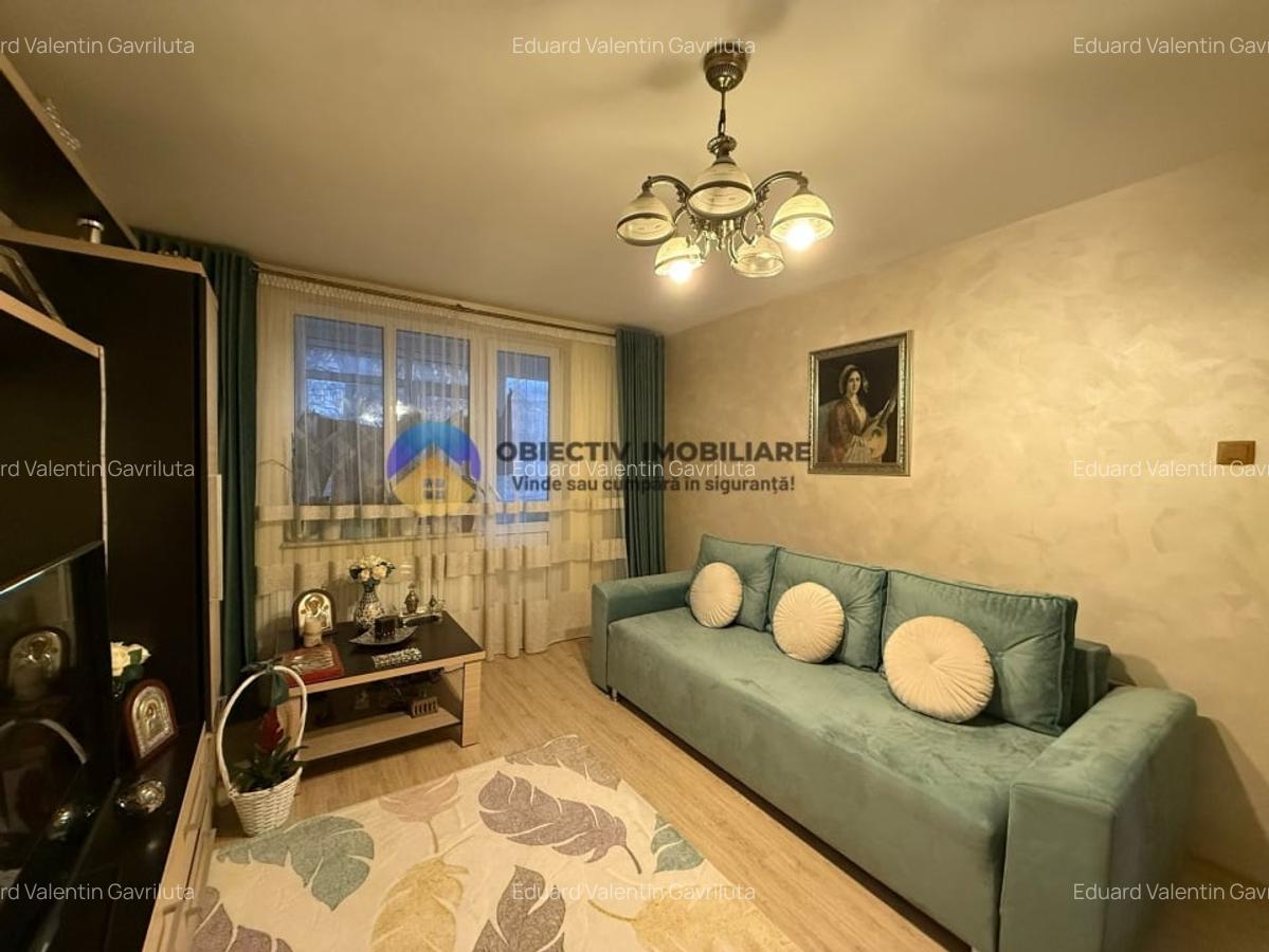 Apartament 2 camere - zona Precista-Etaj 2 - 1