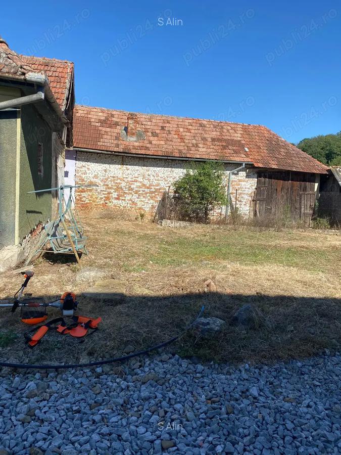 Vand casa cu teren 2430 m2 in Hidiselu de Sus nr.113 la 15 km de Oradea - 2