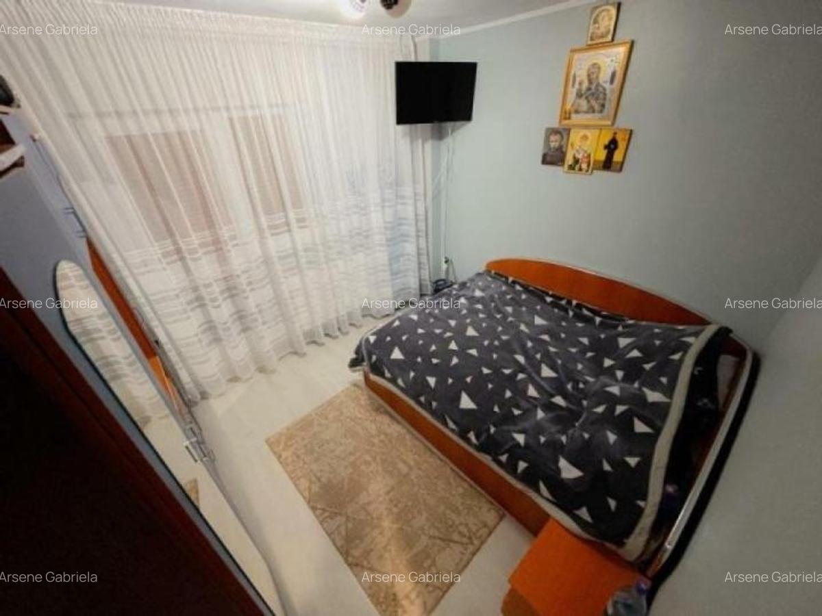 De vanzare apartament 4 camere/ Bld Chisinau - 6